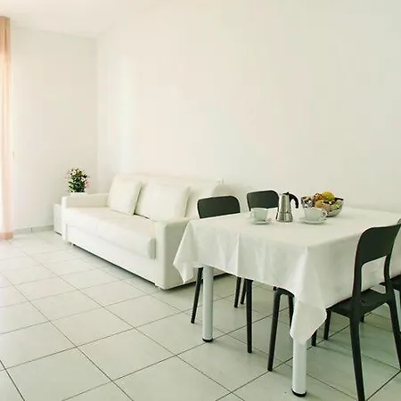 In With Garden * Pietra Ligure