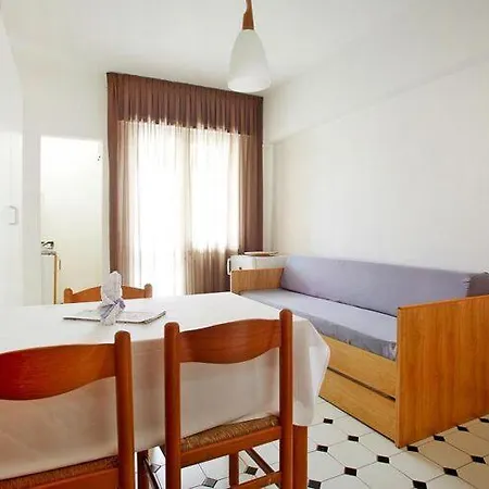Appartement In With Garden *